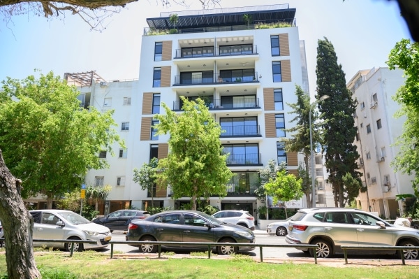 בניין מגורים מודרני ברחוב קוסובסקי תל אביב